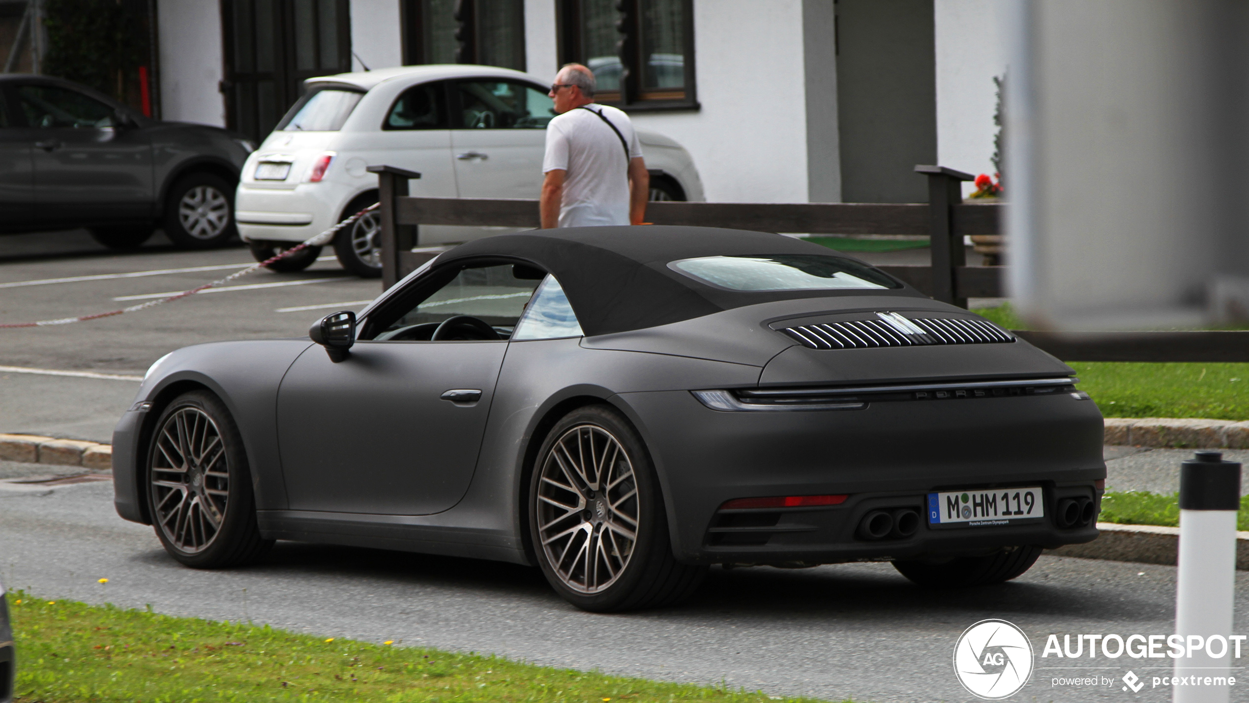 Porsche 992 Carrera 4S Cabriolet