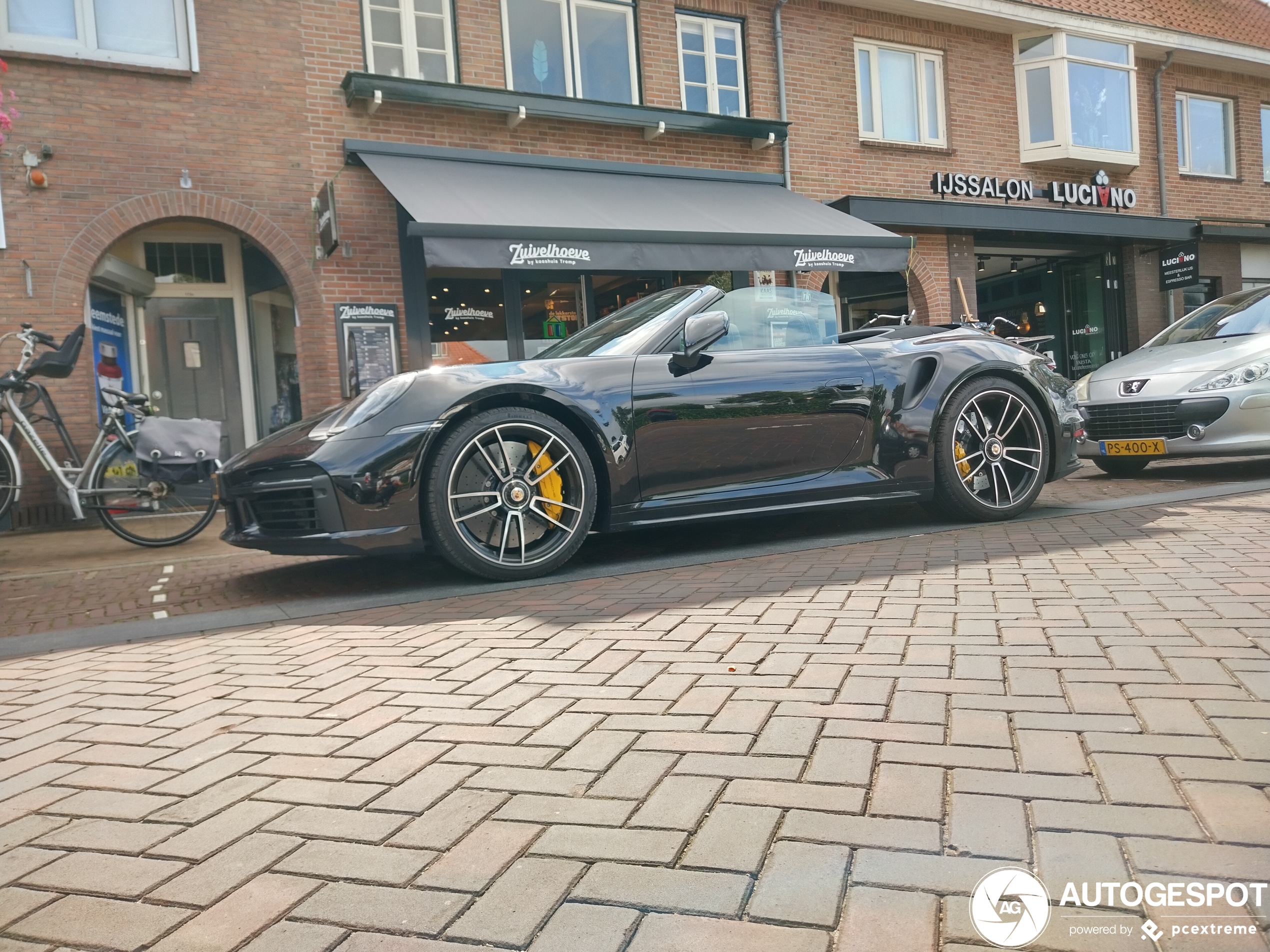 Porsche 992 Turbo S Cabriolet