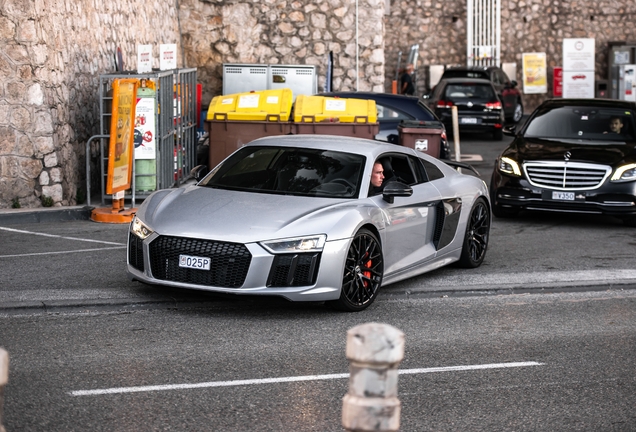 Audi R8 V10 Plus 2015