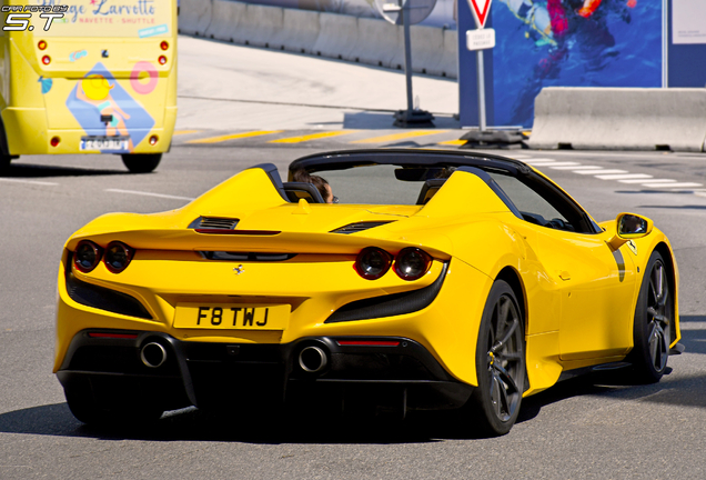 Ferrari F8 Spider