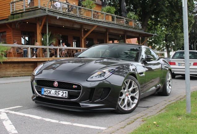 Jaguar F-TYPE S Coupé