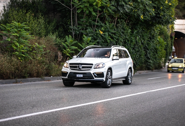 Mercedes-Benz GL 63 AMG X166