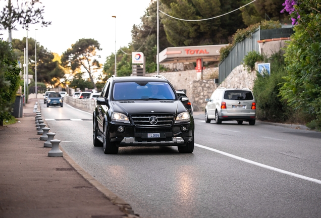 Mercedes-Benz ML 63 AMG W164 2009