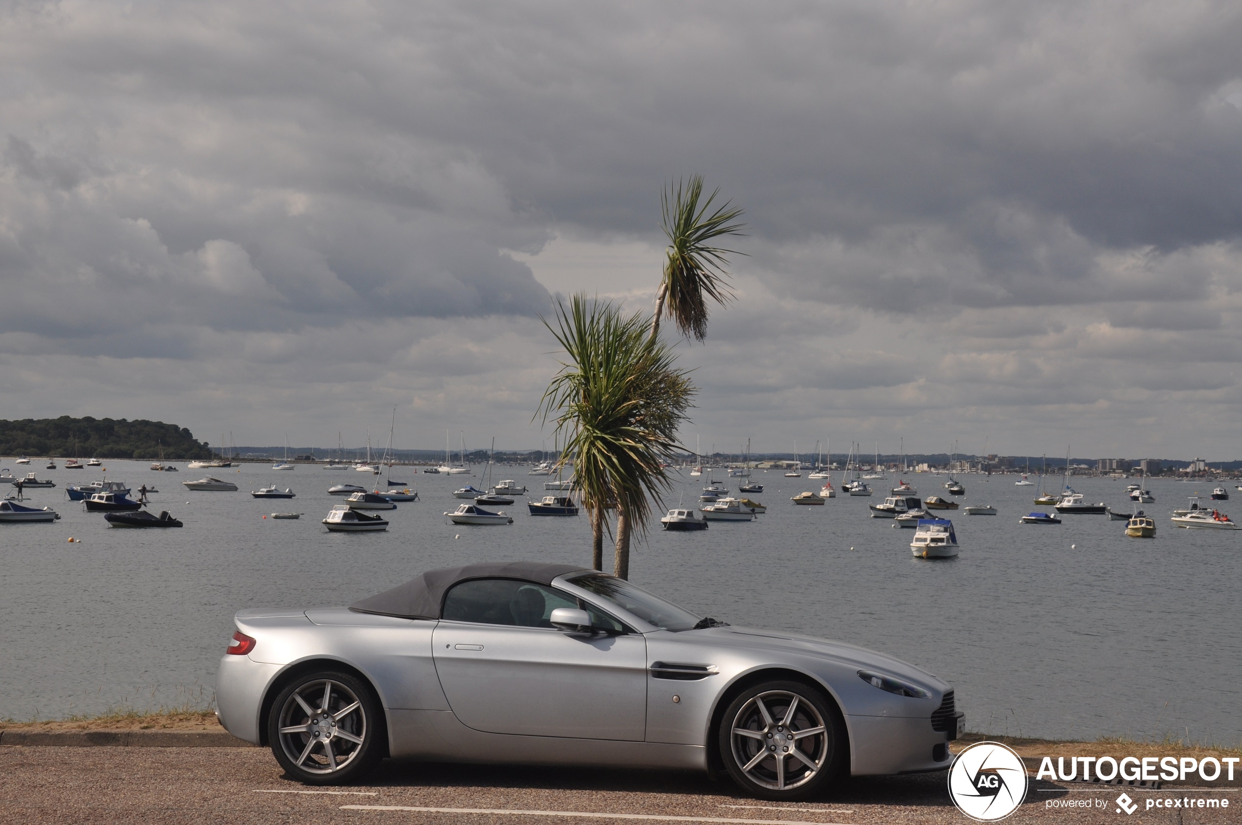 Aston Martin V8 Vantage Roadster