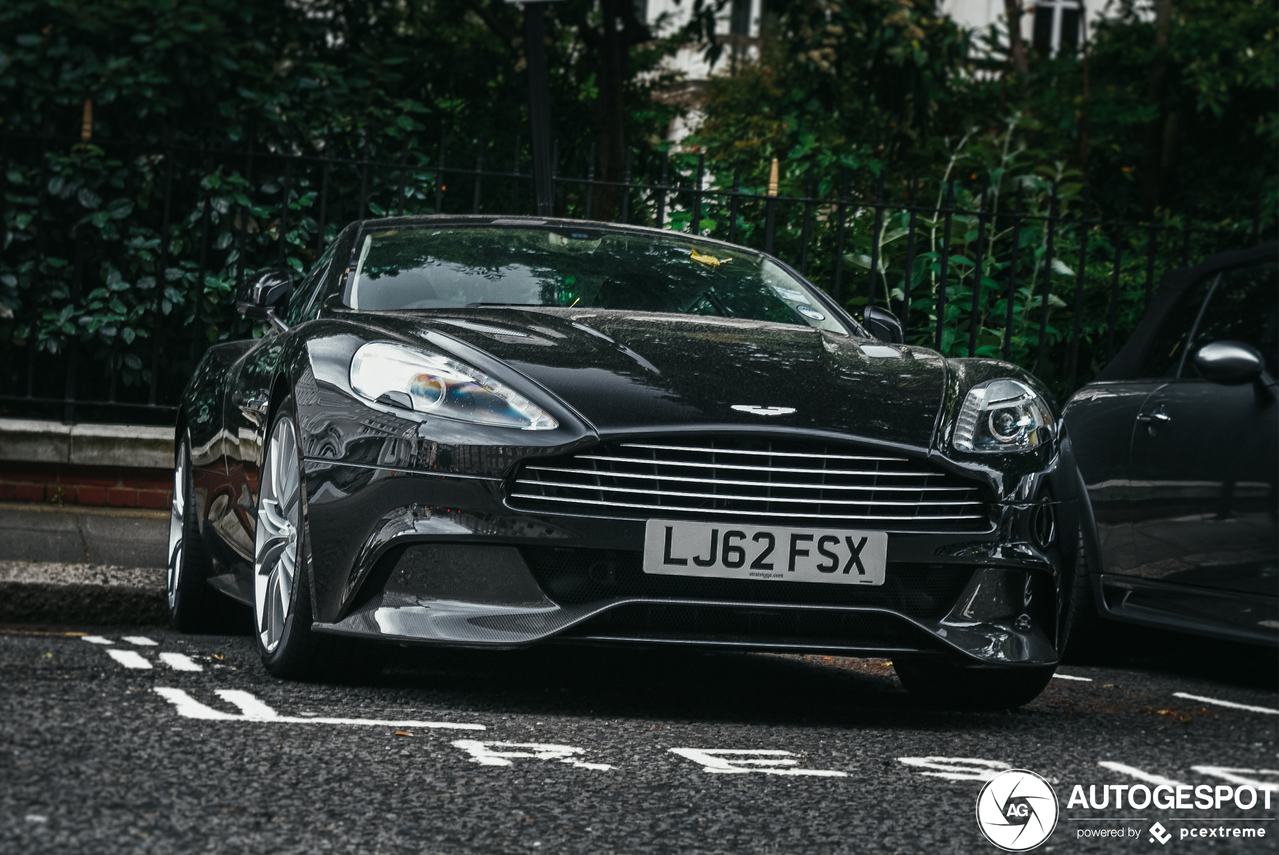 Aston Martin Vanquish 2013