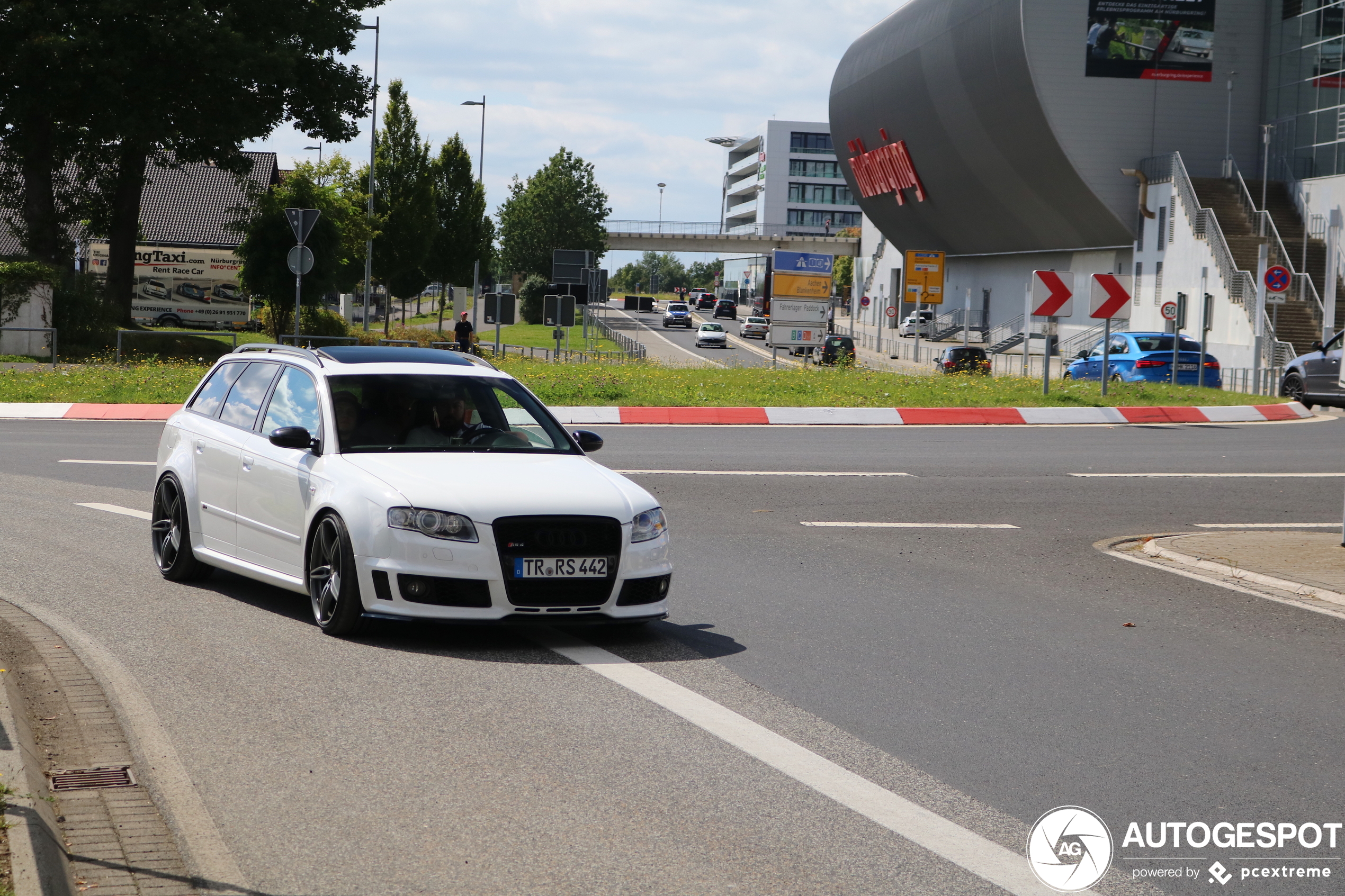 Audi RS4 Avant B7