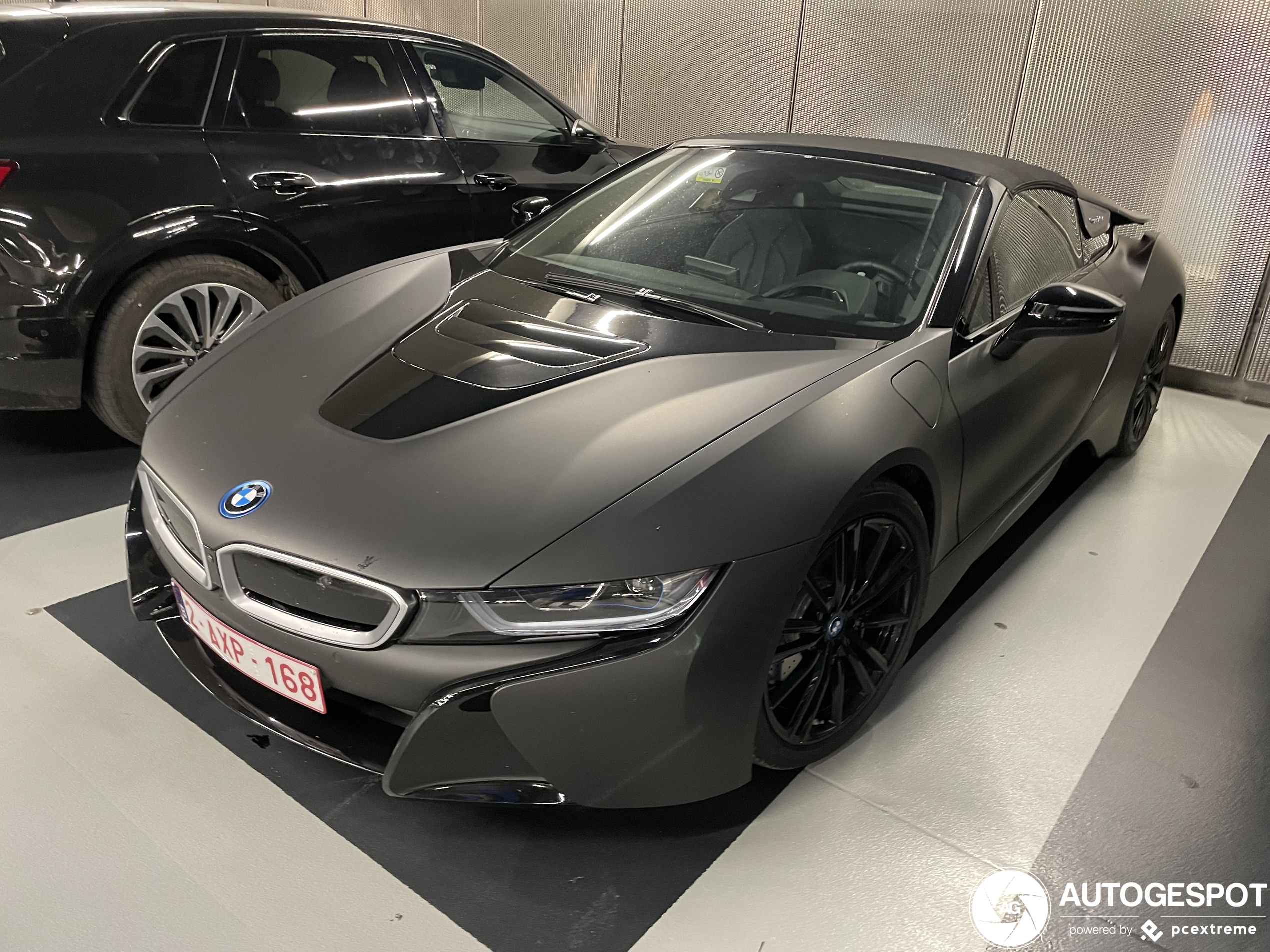 BMW i8 Roadster