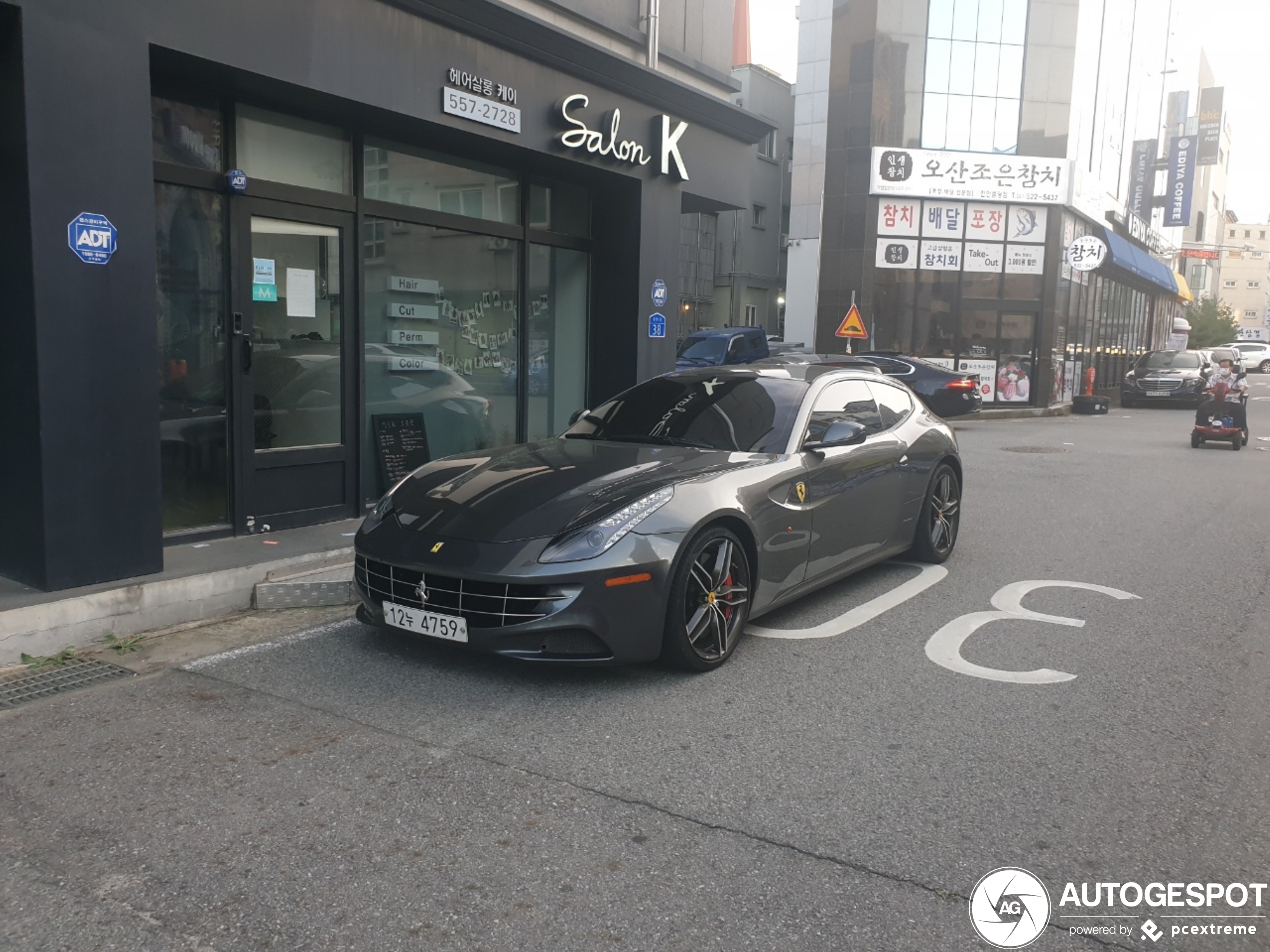 Ferrari FF