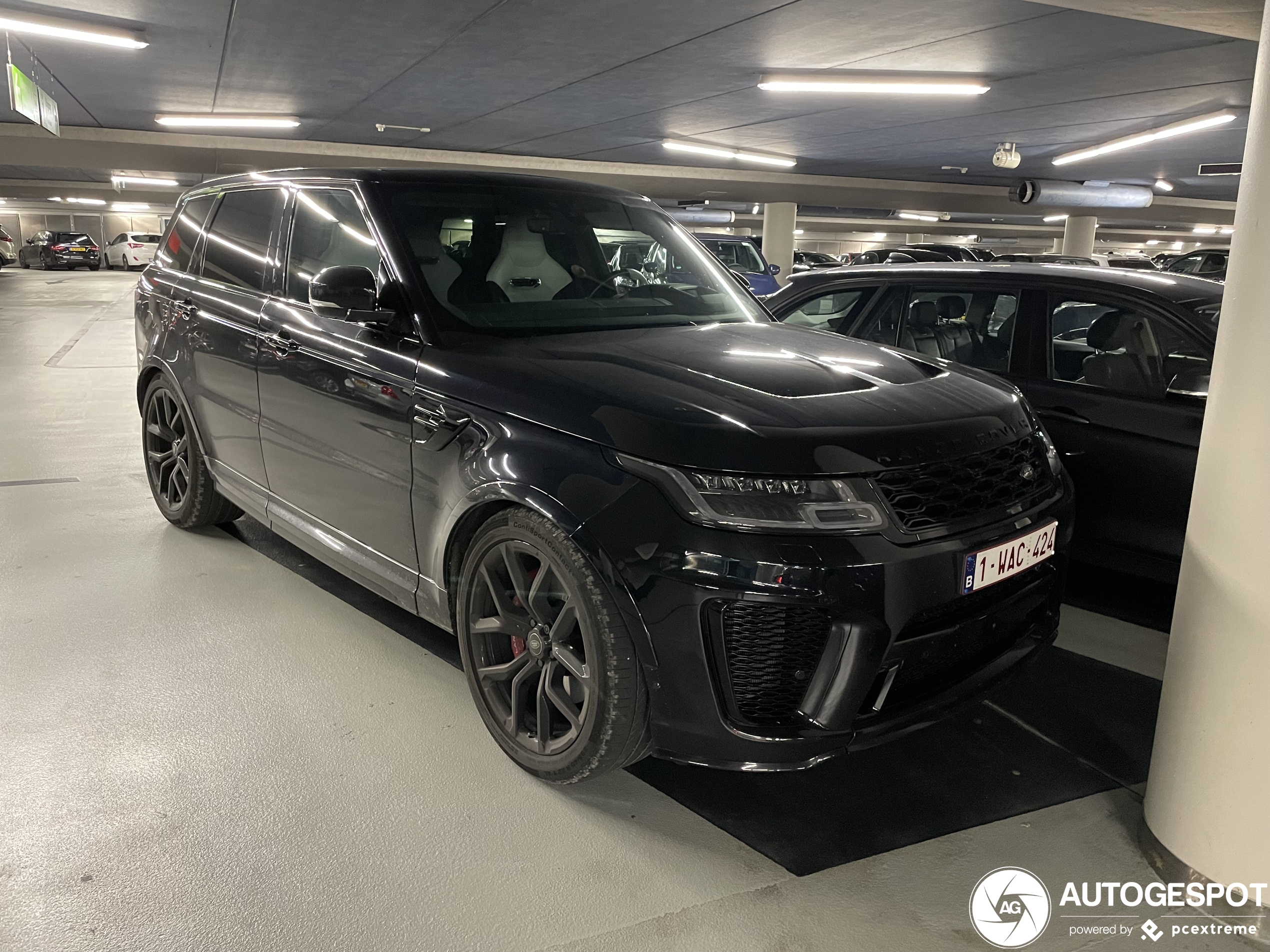 Land Rover Range Rover Sport SVR 2018