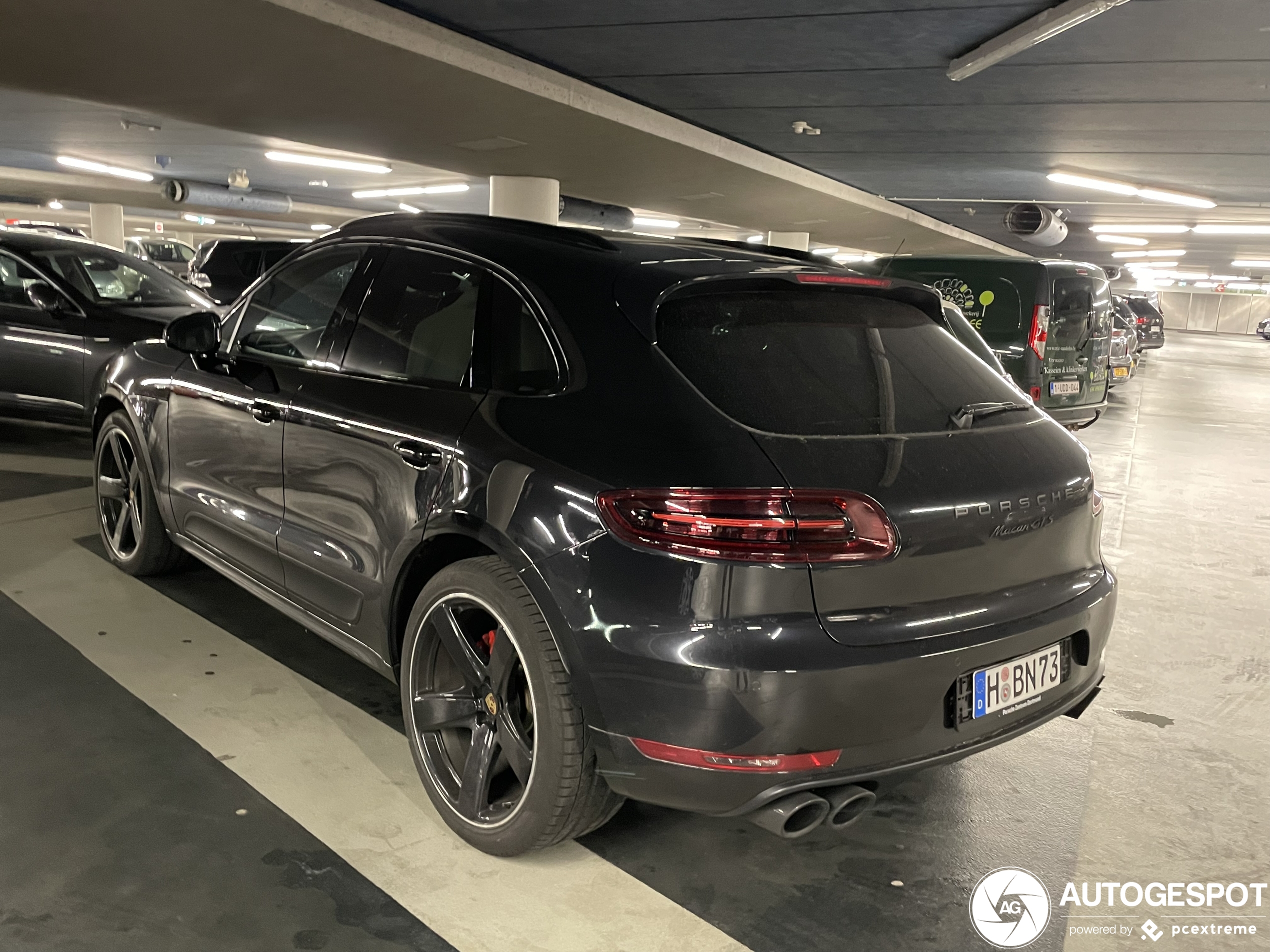 Porsche 95B Macan GTS