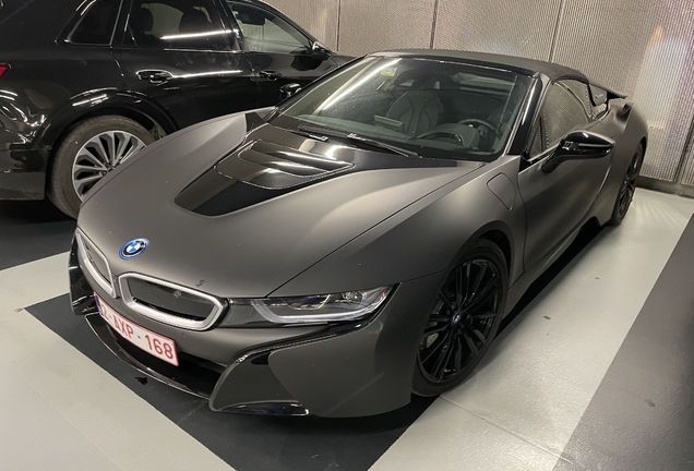 BMW i8 Roadster