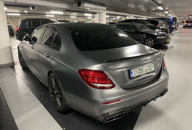 Mercedes-AMG E 63 S W213