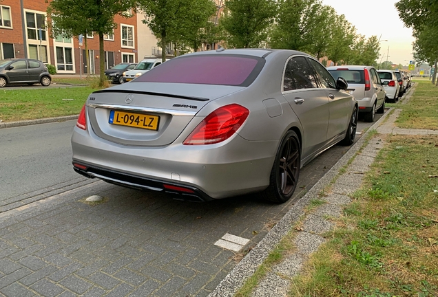 Mercedes-Benz S 63 AMG V222