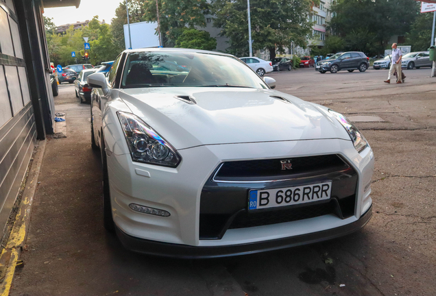 Nissan GT-R 2011