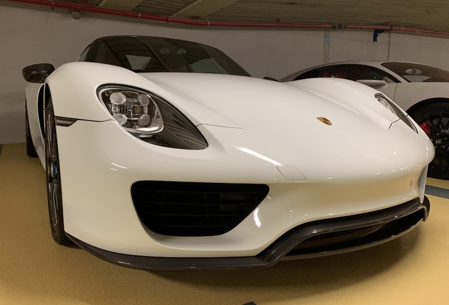 Porsche 918 Spyder Weissach Package