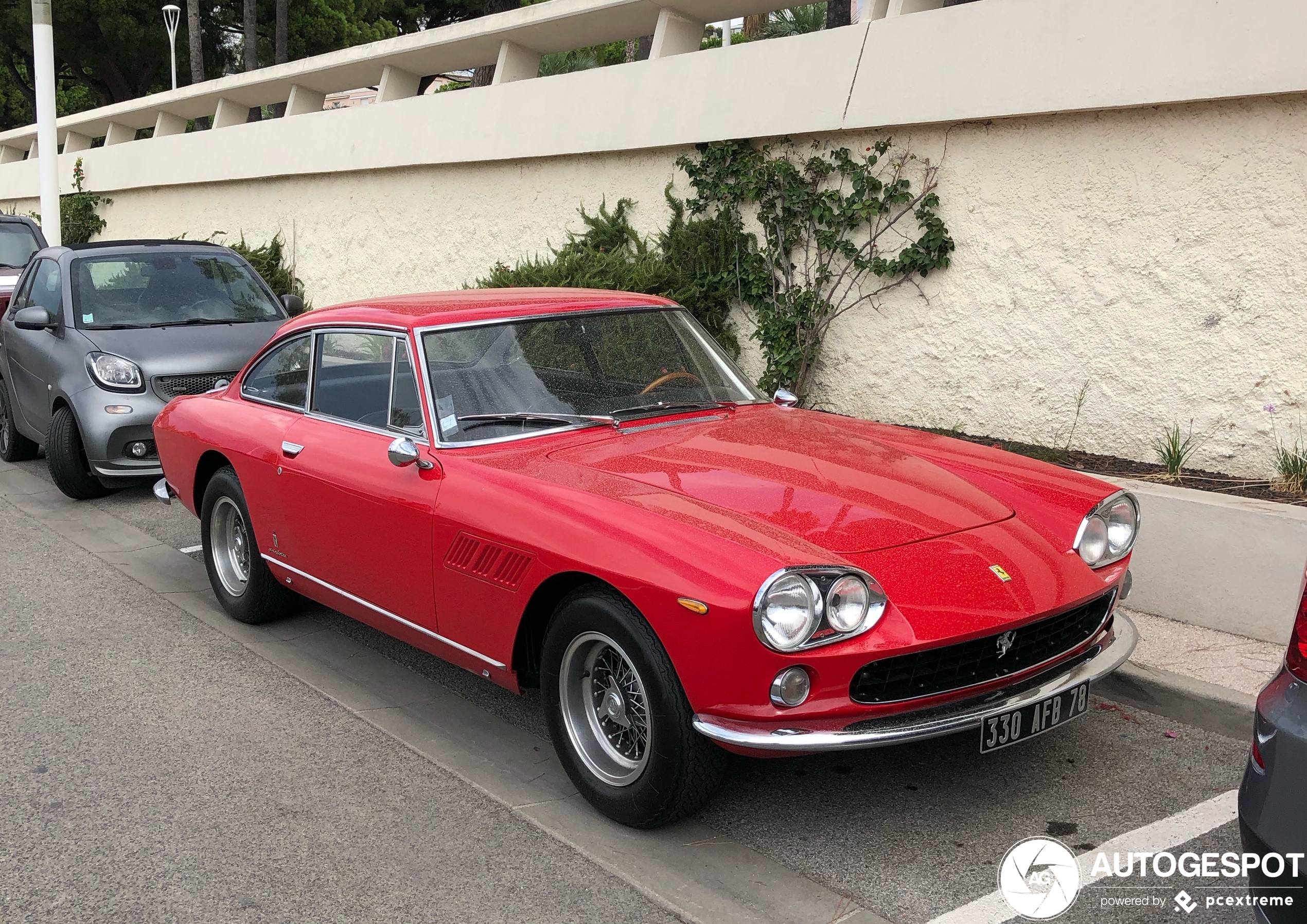 Ferrari 330 GT 2+2 Series I