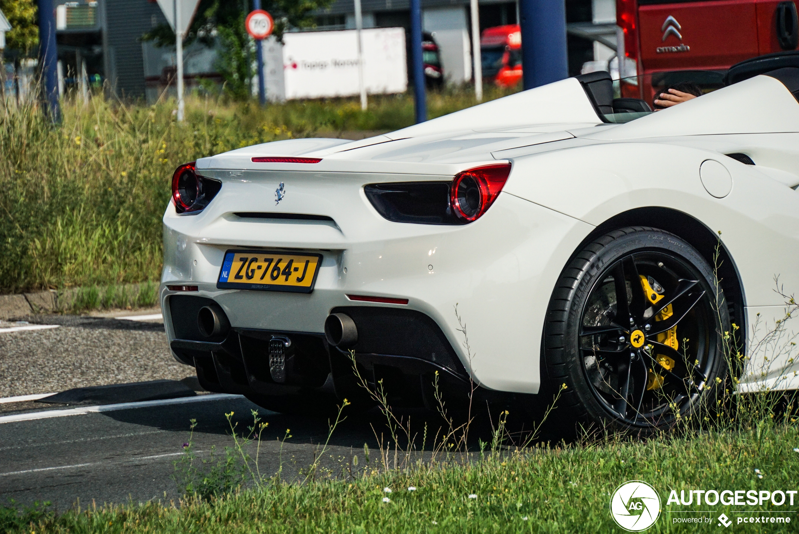 Ferrari 488 Spider