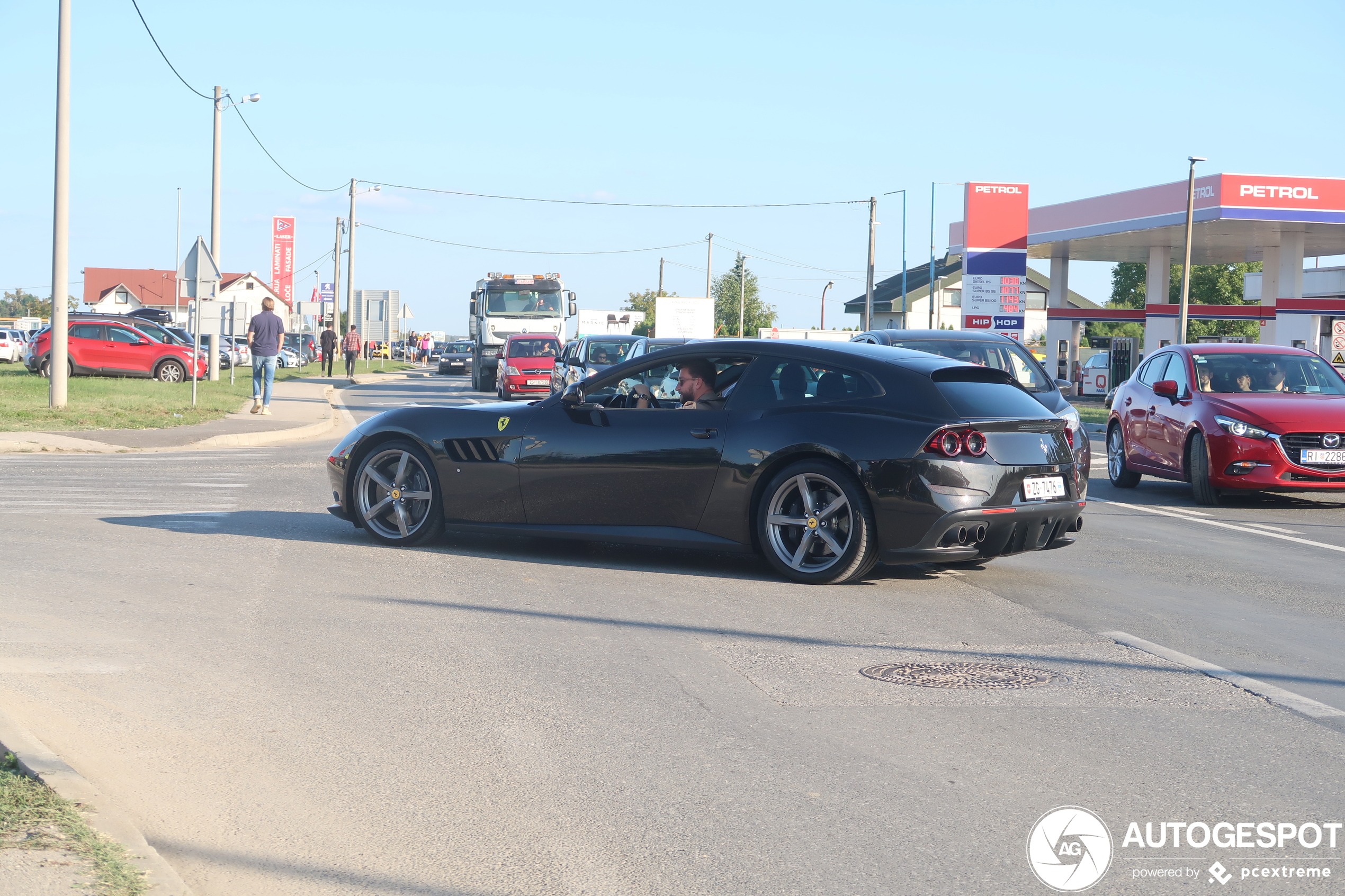 Ferrari GTC4Lusso T