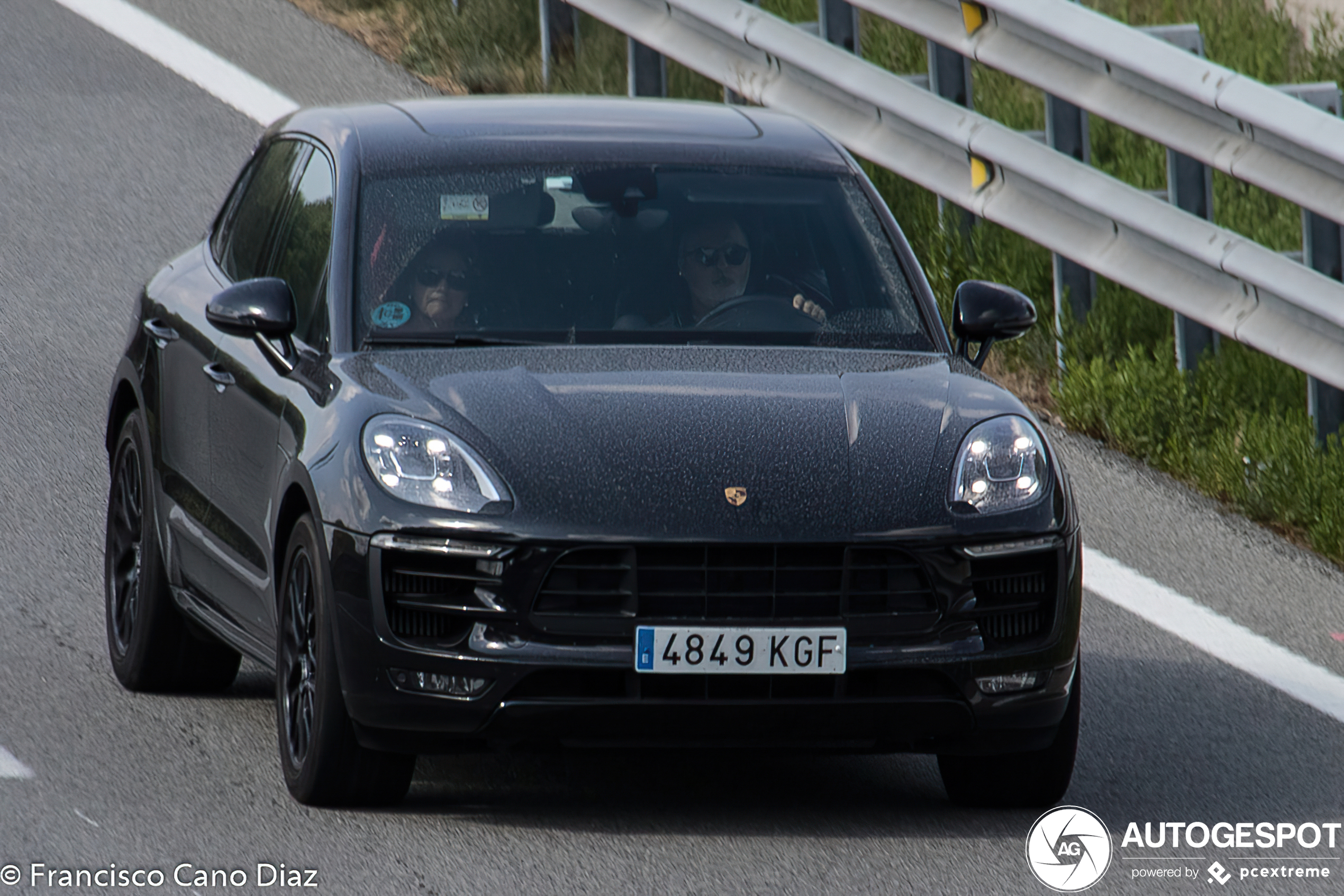 Porsche 95B Macan GTS