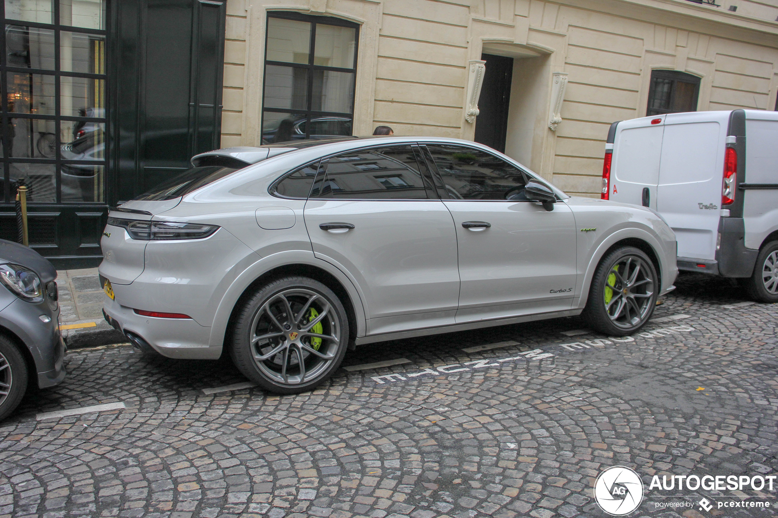 Porsche Cayenne Coupé Turbo S E-Hybrid