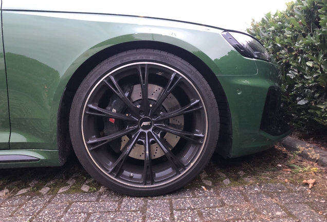 Audi RS4 Avant B9