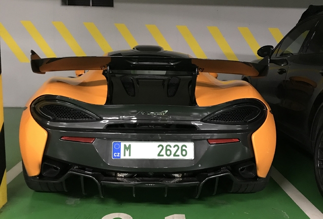 McLaren 620R