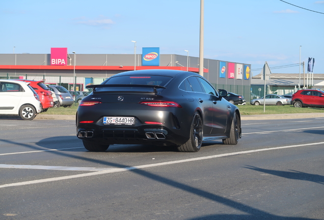 Mercedes-AMG GT 63 S X290