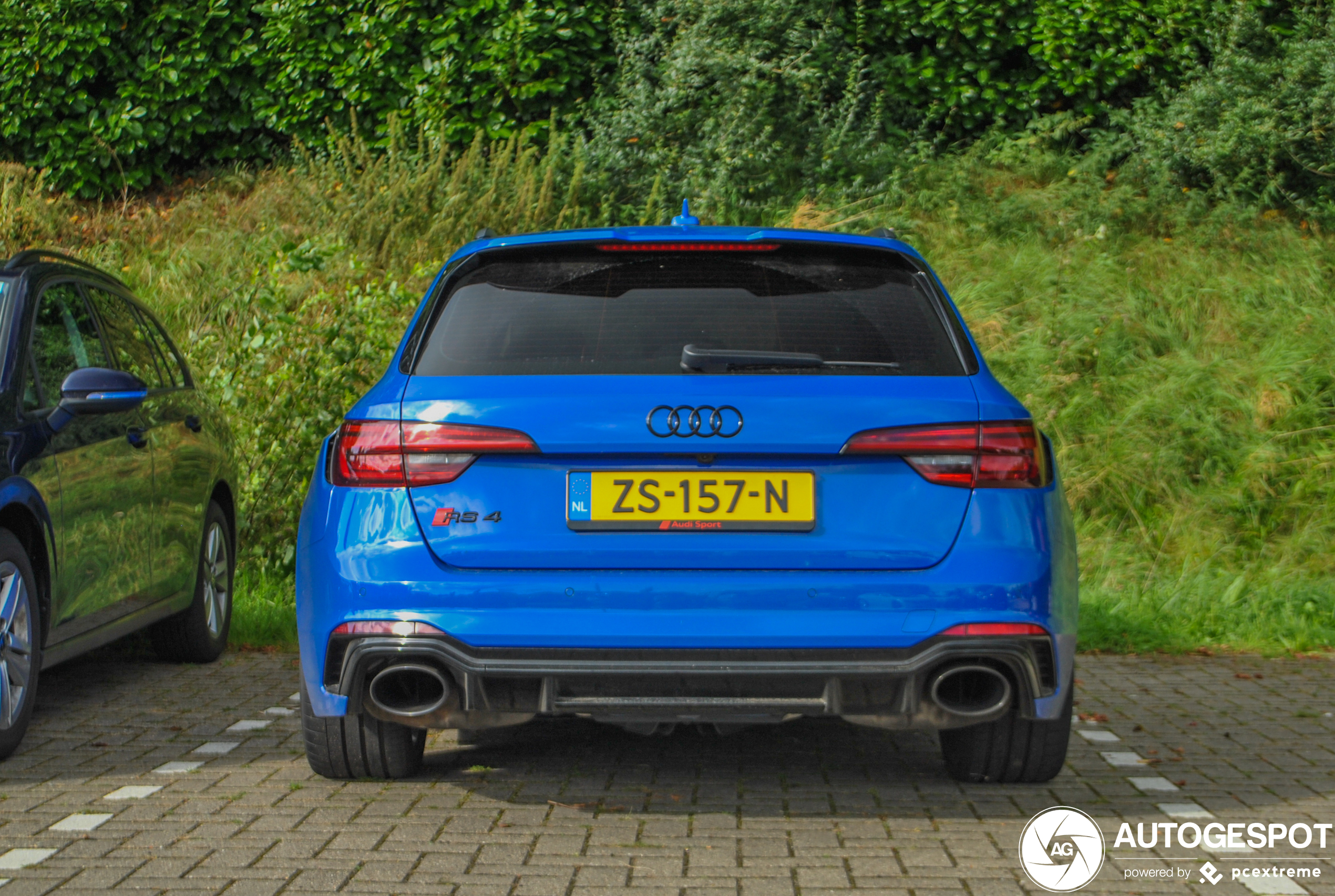 Audi RS4 Avant B9