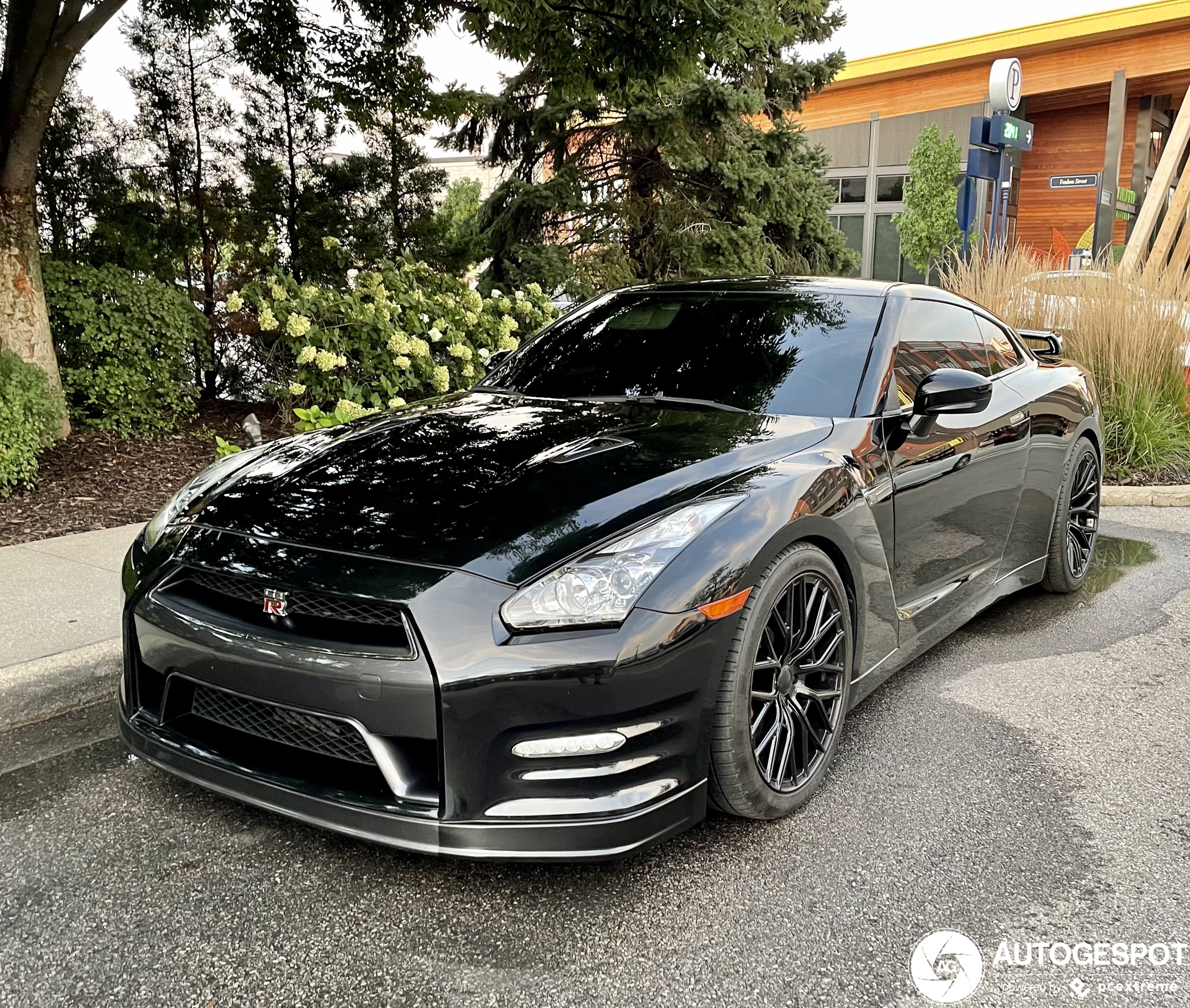 Nissan GT-R 2013