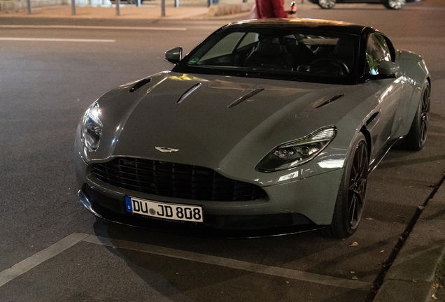 Aston Martin DB11 AMR