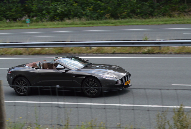 Aston Martin DB11 V8 Volante