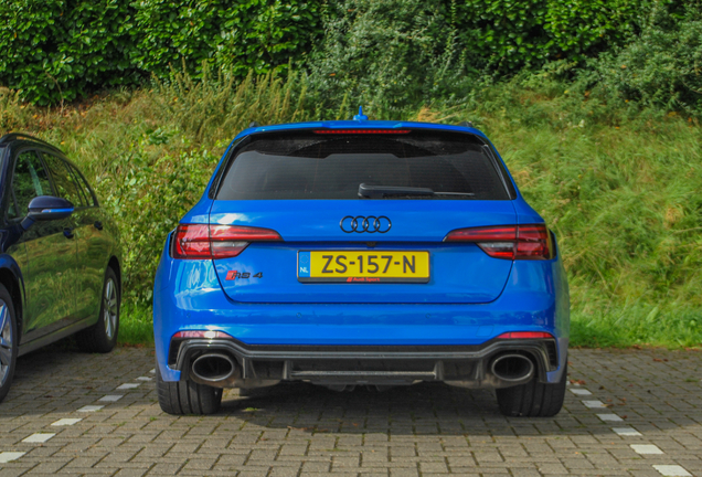 Audi RS4 Avant B9