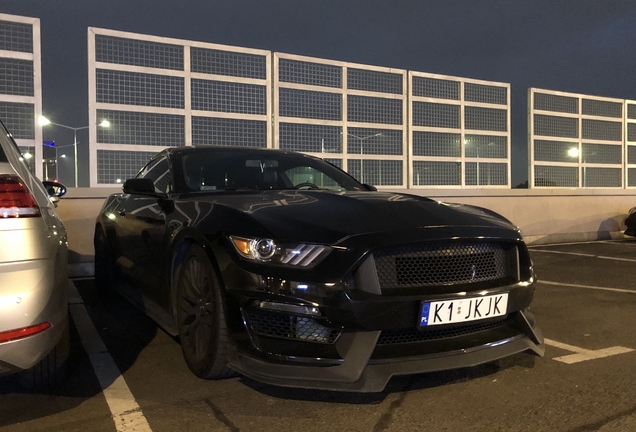 Ford Mustang GT 2015