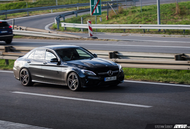 Mercedes-AMG C 63 S W205