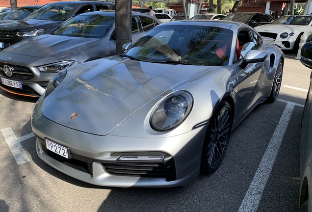 Porsche 992 Turbo