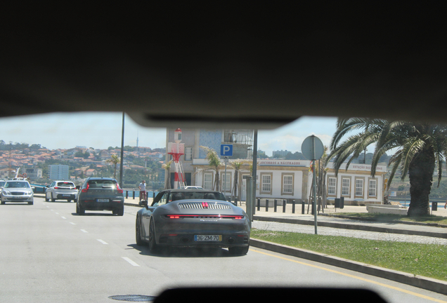 Porsche 992 Carrera 4S Cabriolet