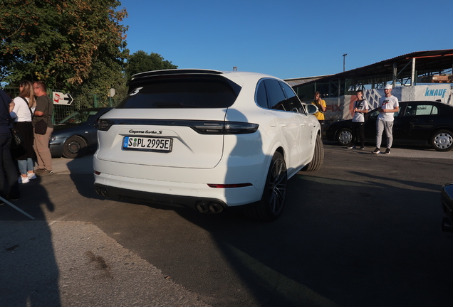 Porsche Cayenne Turbo S E-Hybrid