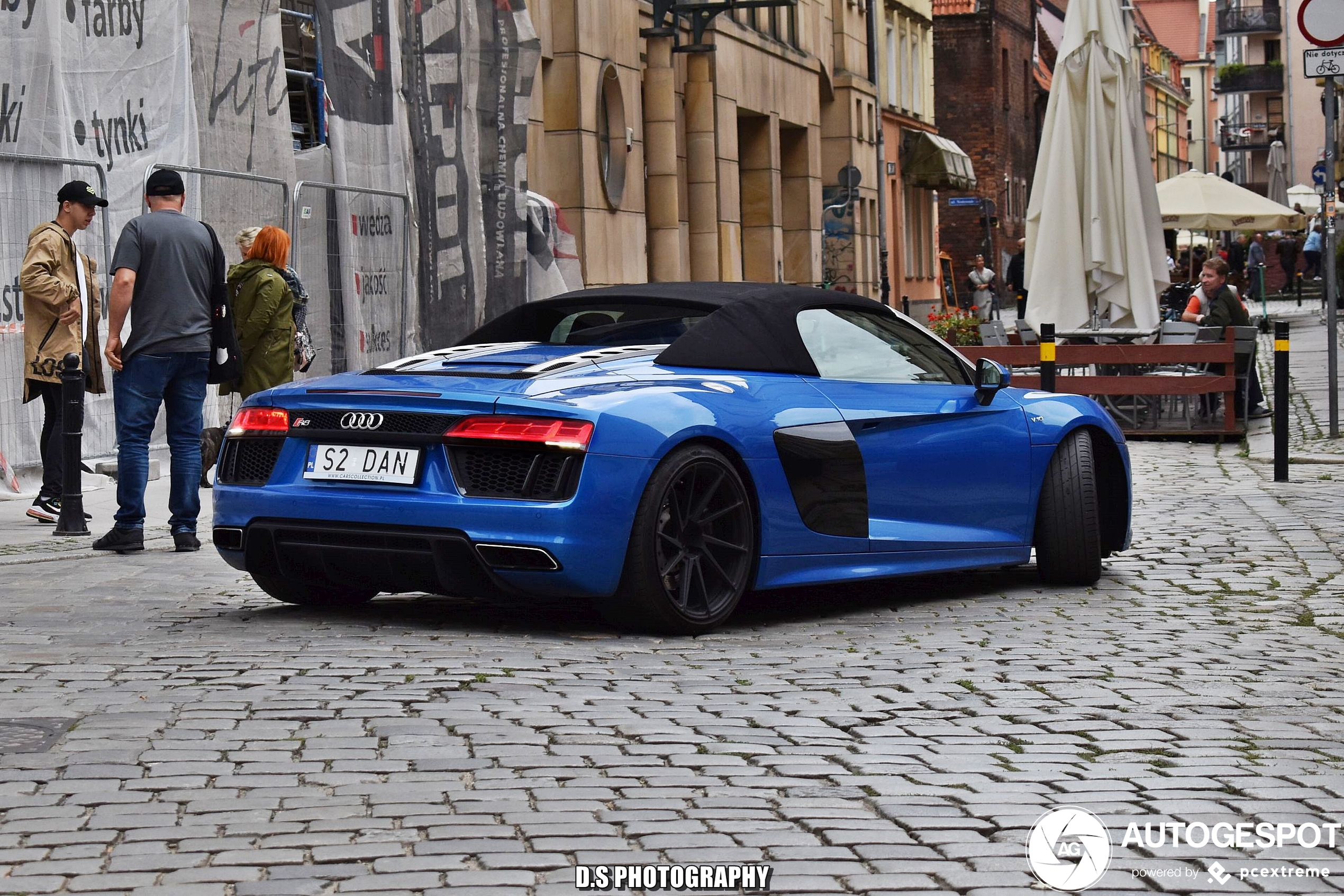 Audi R8 V10 Spyder 2016