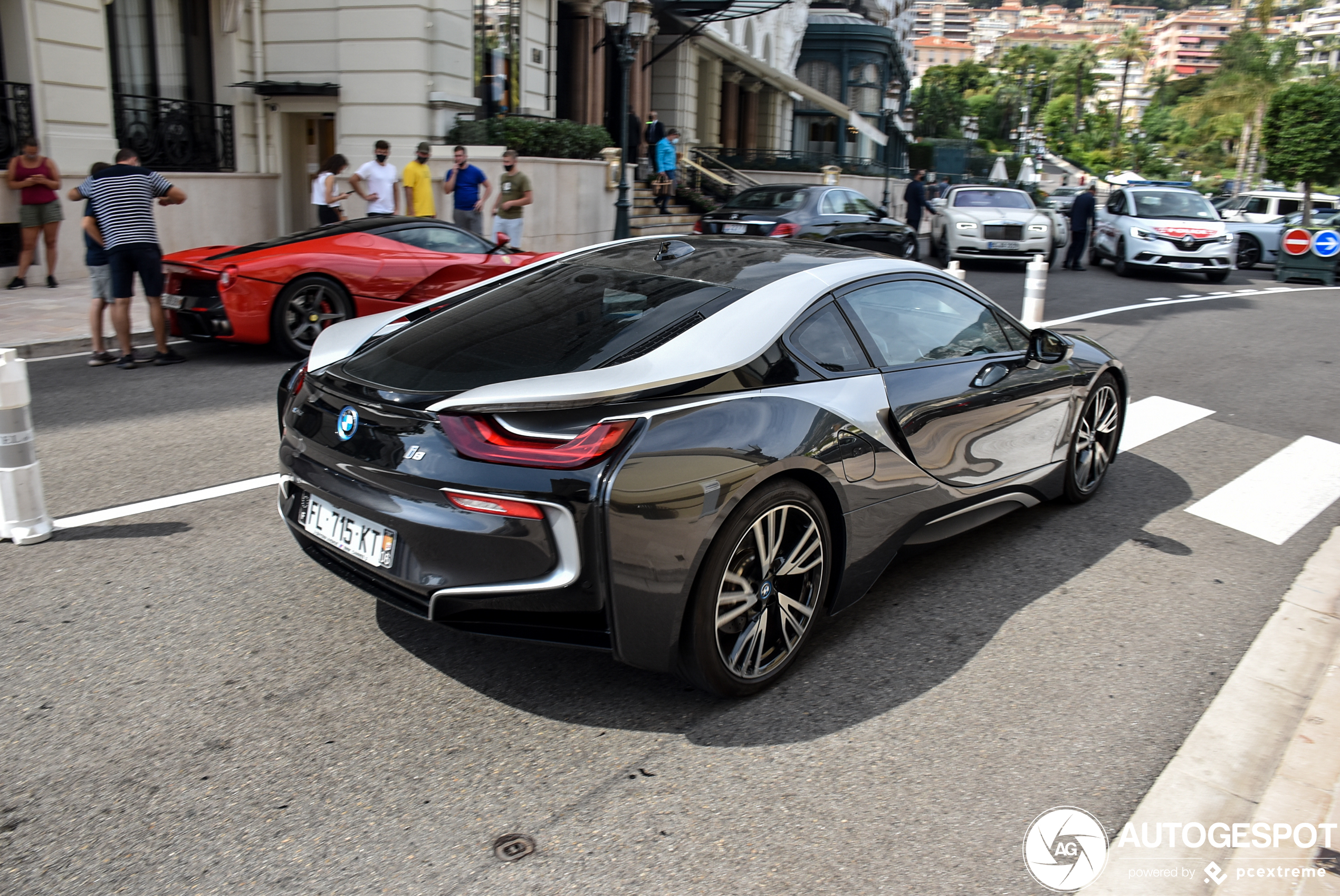 BMW i8