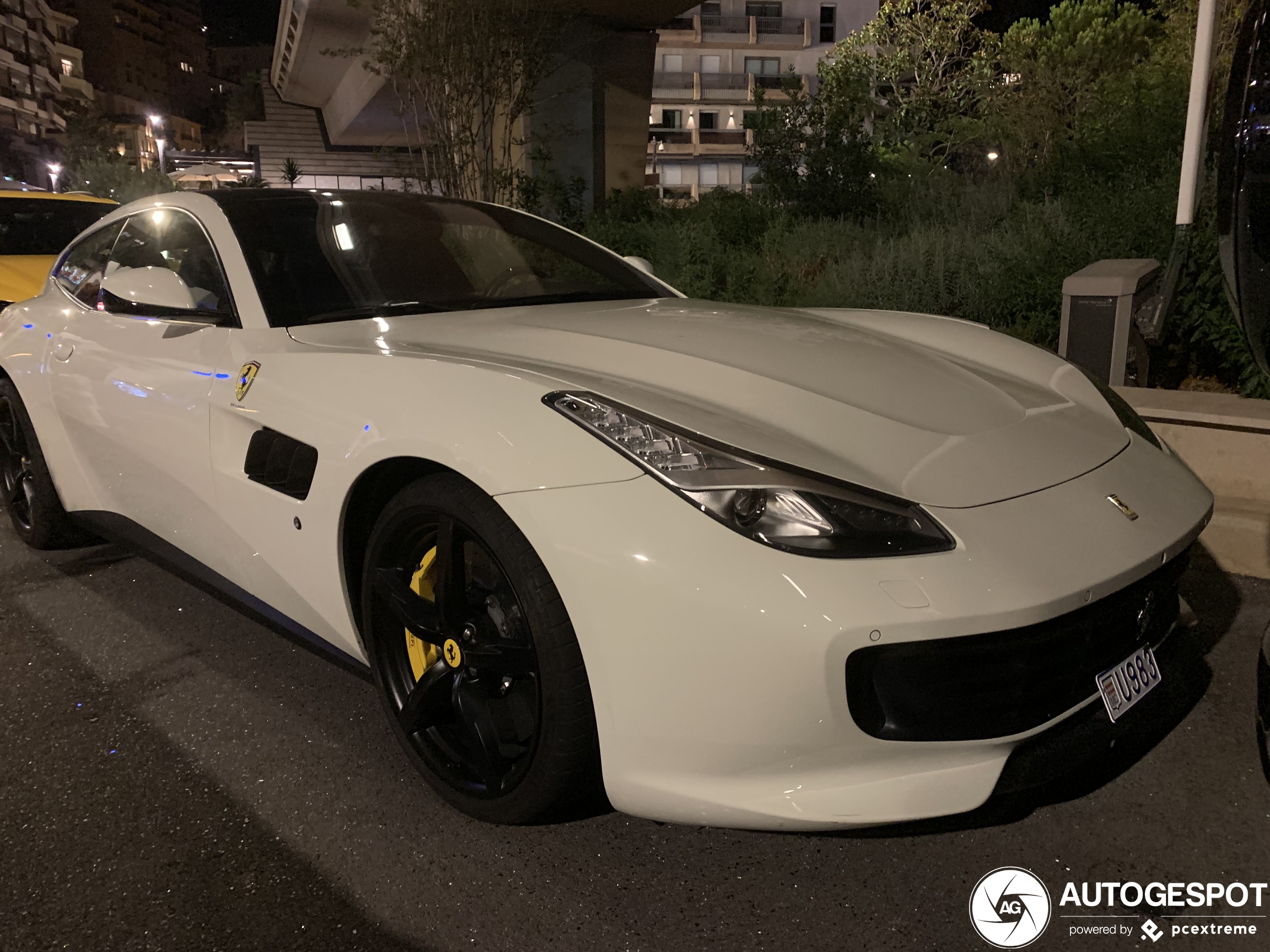 Ferrari GTC4Lusso T