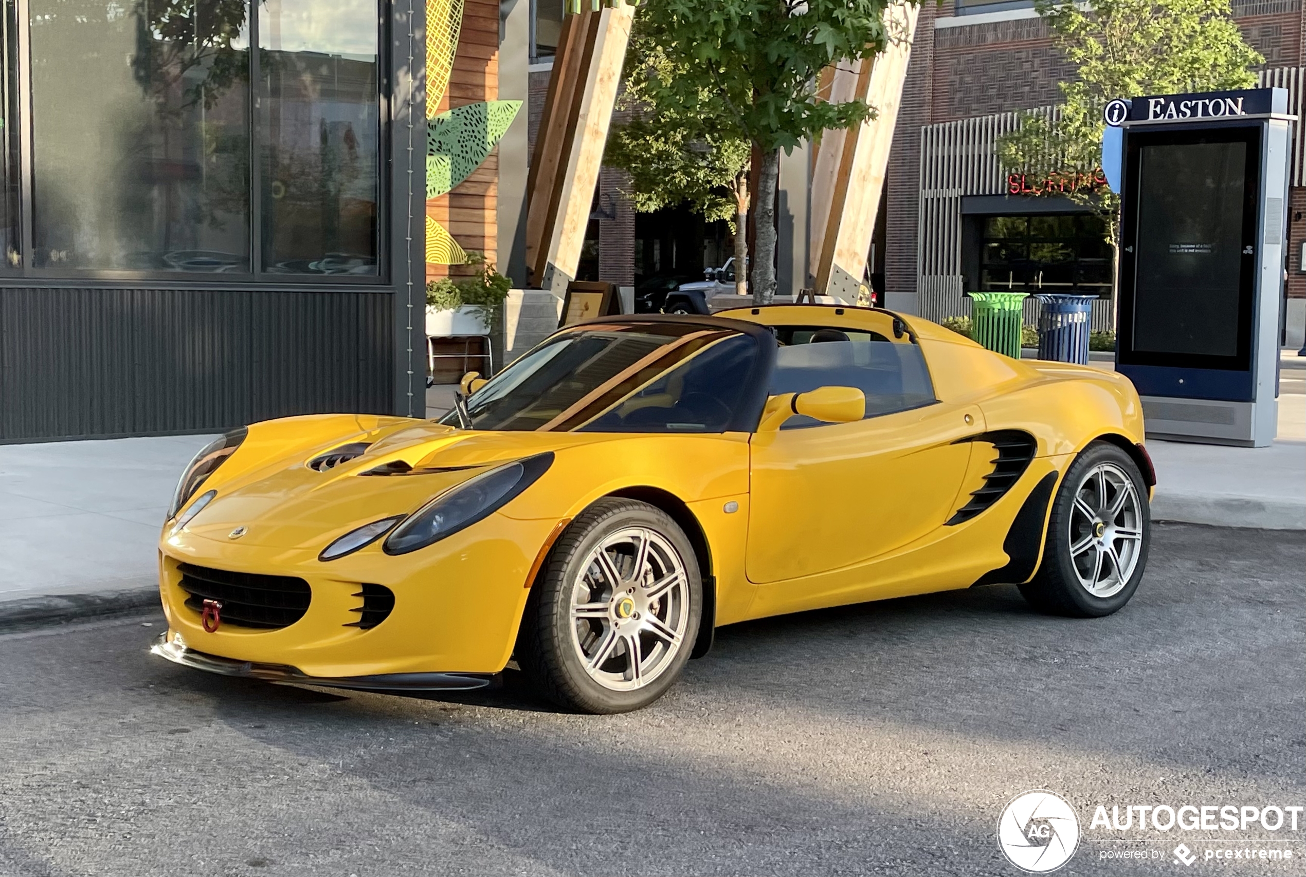 Lotus Elise S2 111R (Federal Elise)