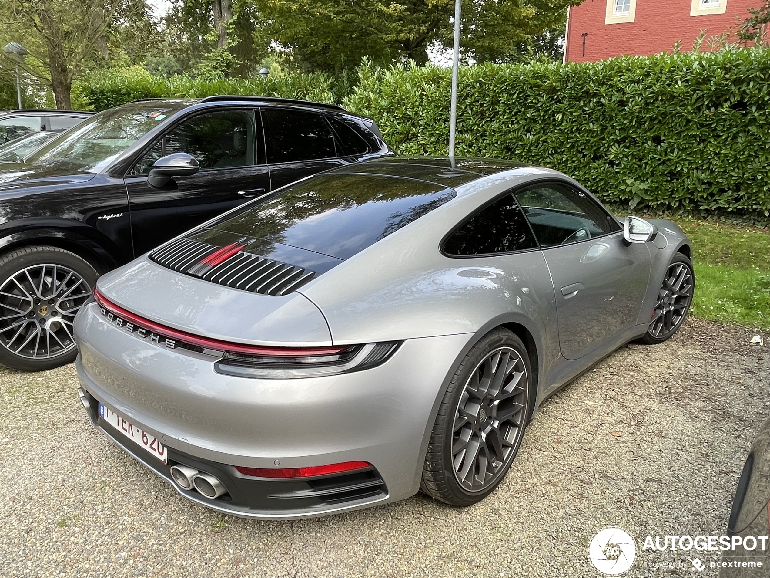 Porsche 992 Carrera 4S