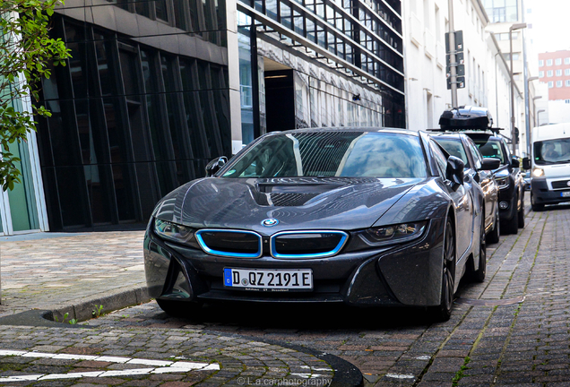 BMW i8