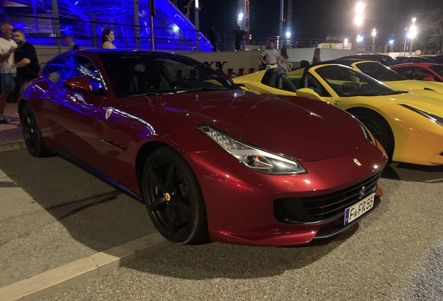 Ferrari GTC4Lusso