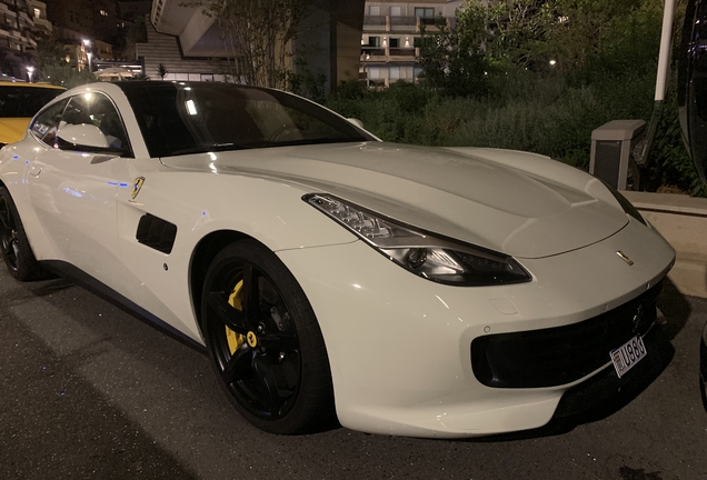 Ferrari GTC4Lusso T