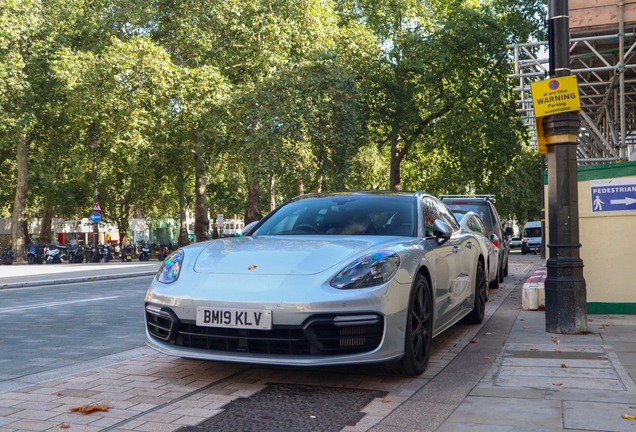 Porsche 971 Panamera Turbo Sport Turismo