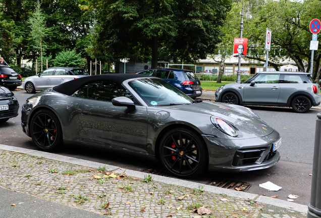 Porsche 992 Carrera S Cabriolet