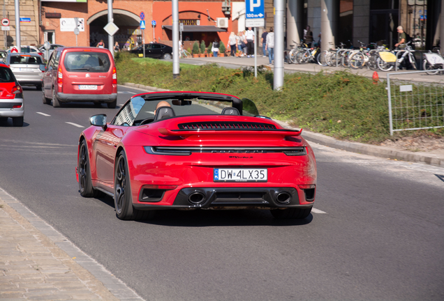 Porsche 992 Turbo S Cabriolet