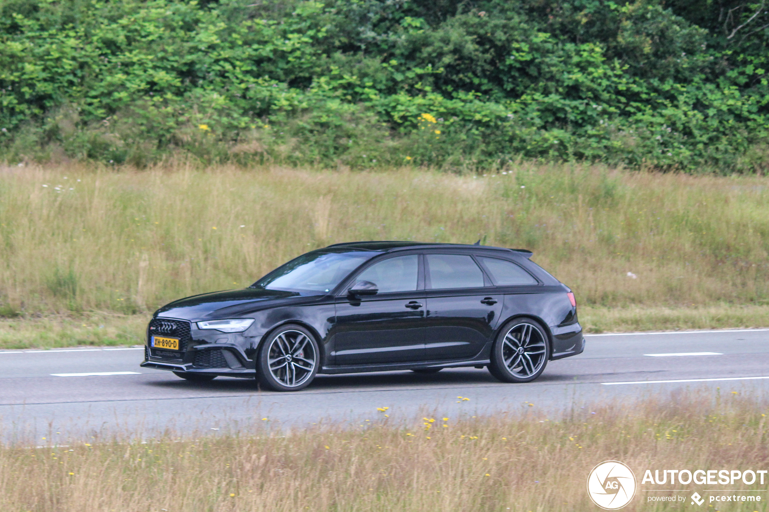 Audi RS6 Avant C7 2015