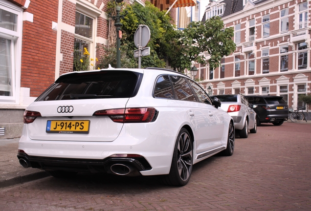 Audi RS4 Avant B9